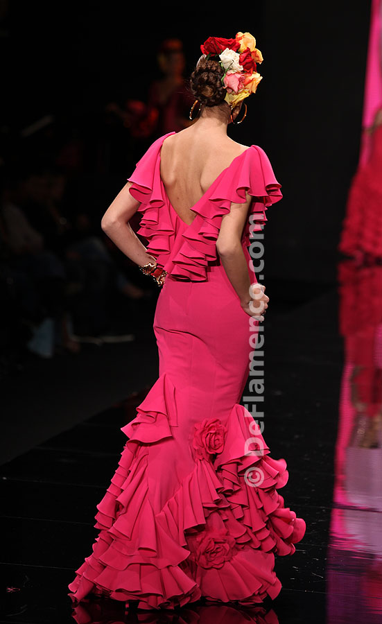 Igualmente heno instalaciones Simof 2012. Vicky Martin Berrocal | Moda Flamenca - Flamenco.moda
