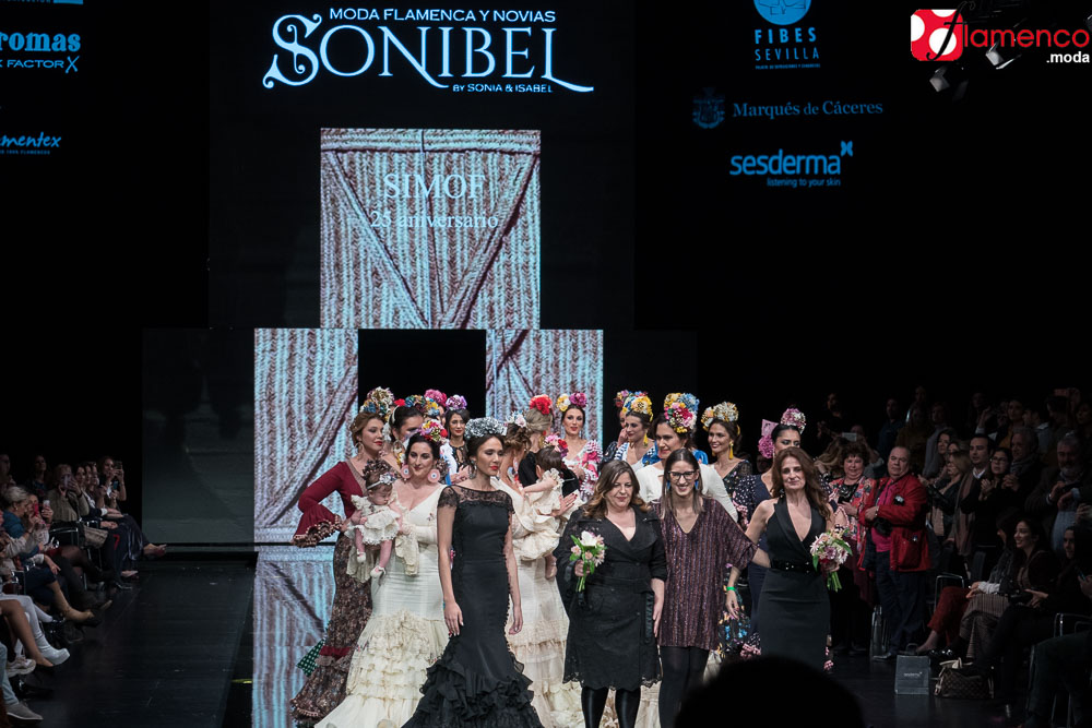 SIMOF 2019: Sonibel presenta trajes de flamenca de lactancia - Bulevar Sur