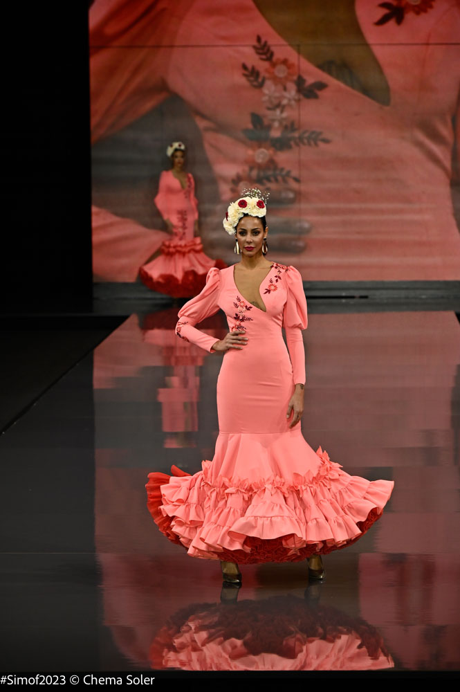Trajes de Flamenca Mujer artesanos y de calidad - Yolanda Moda Flamenca